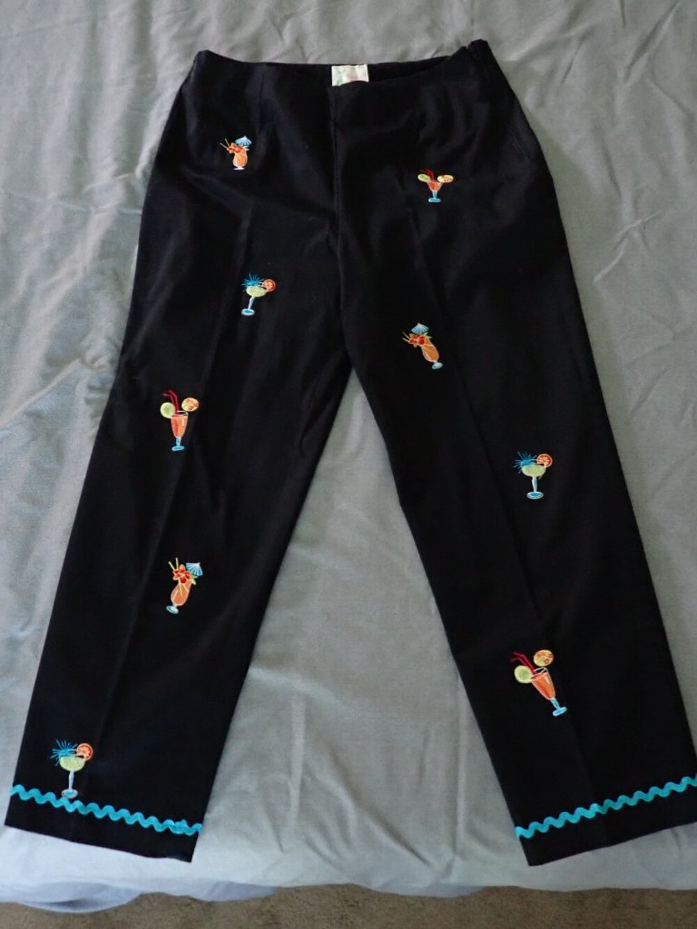 Bamboo Traders Tropical Cocktail Capri Pants